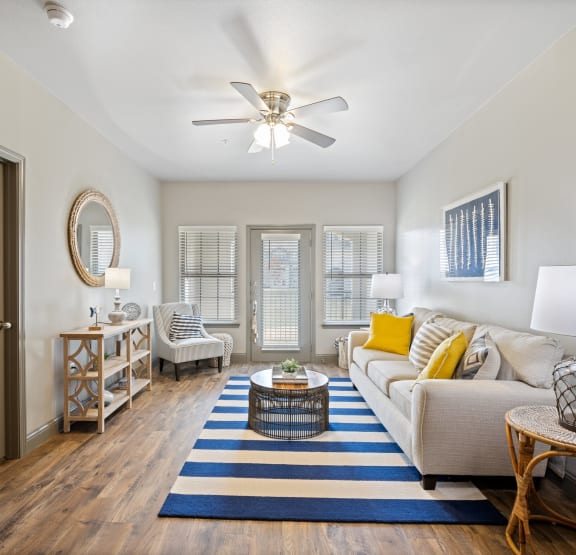 Lake Villas Apartments Apartments in Granbury, TX